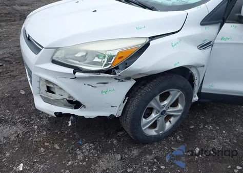 2014 Ford Escape Se z USA, uszkodzony, nr VIN 1FMCU9GX6EUE32418